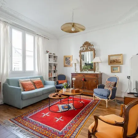 Veeve - Eminent Grace Apartment *