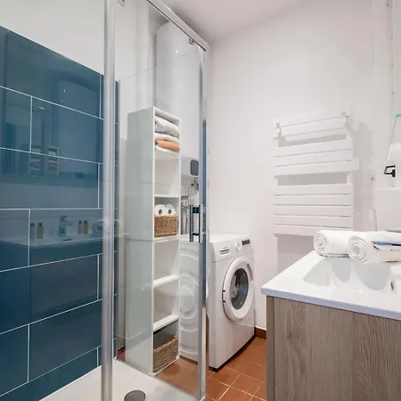 Veeve - Eminent Grace Apartment